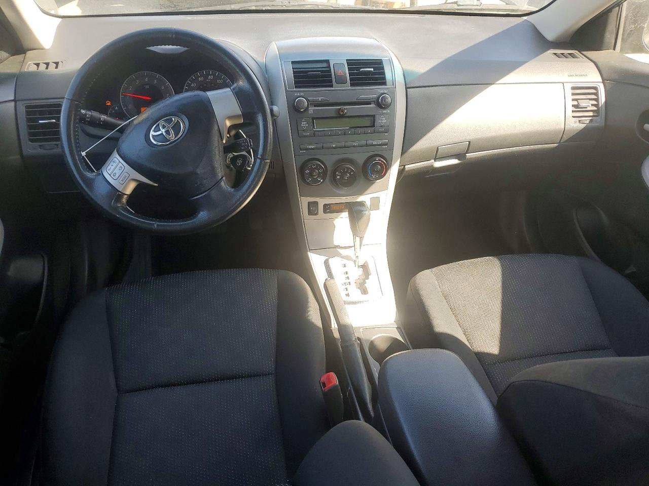 2010 TOYOTA COROLLA BASE photo 8