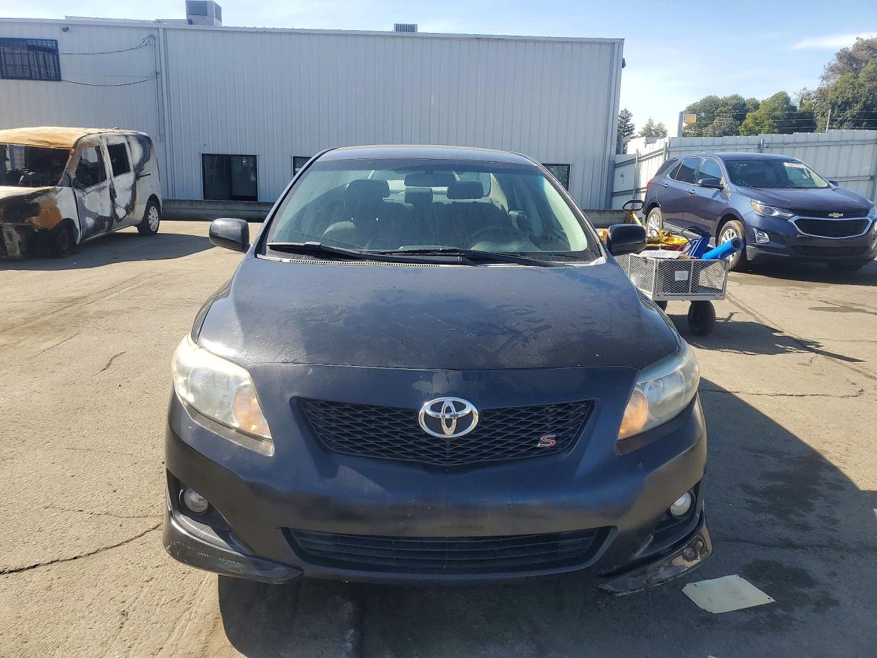 2010 TOYOTA COROLLA BASE photo 5
