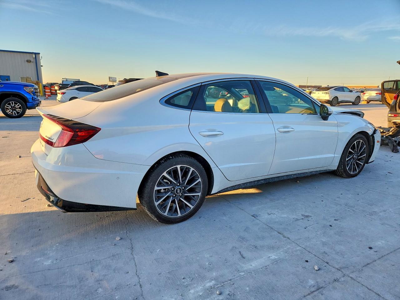 2020 HYUNDAI SONATA LIMITED photo 3