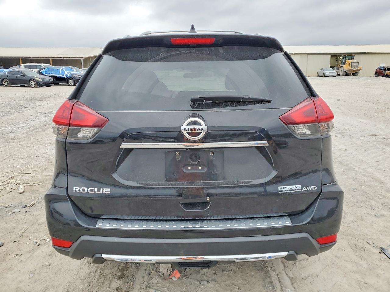 2020 NISSAN ROGUE S photo 11