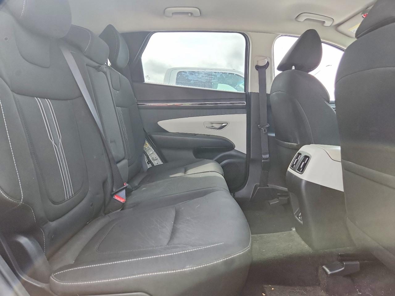 2024 HYUNDAI TUCSON SEL photo 31
