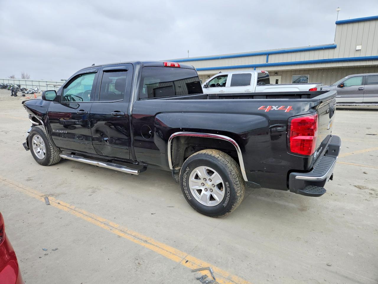 2018 CHEVROLET SILVERADO K1500 LT photo 4