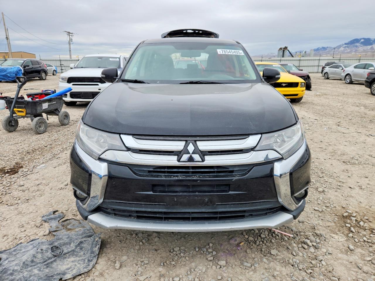 2018 MITSUBISHI OUTLANDER SE photo 9