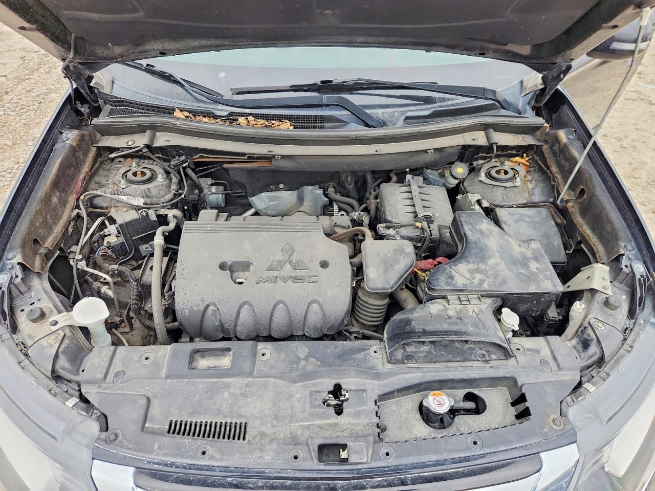 2018 MITSUBISHI OUTLANDER SE photo 21