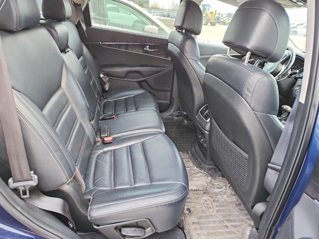 2017 KIA SORENTO EX photo 21