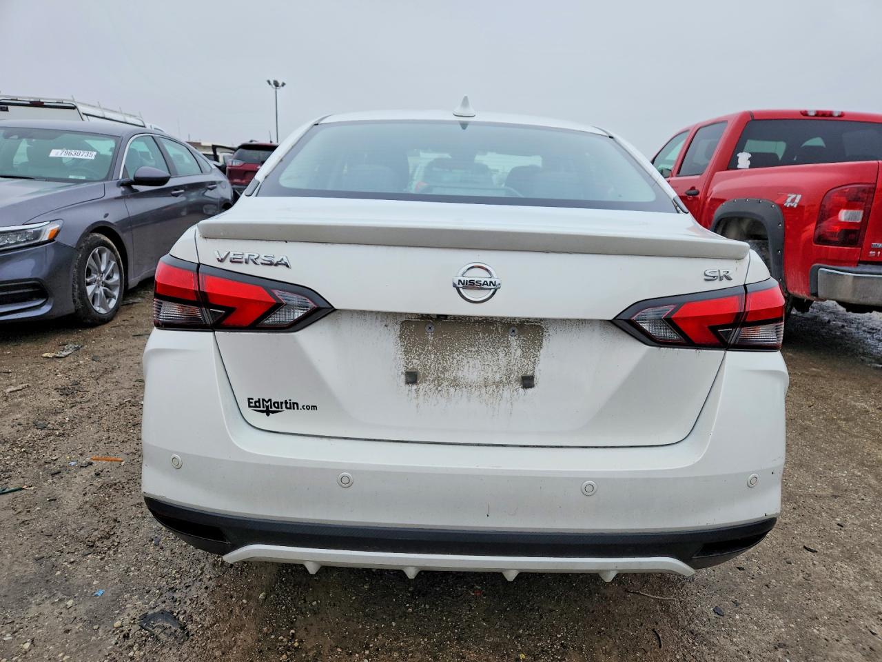 2020 NISSAN VERSA SR photo 16