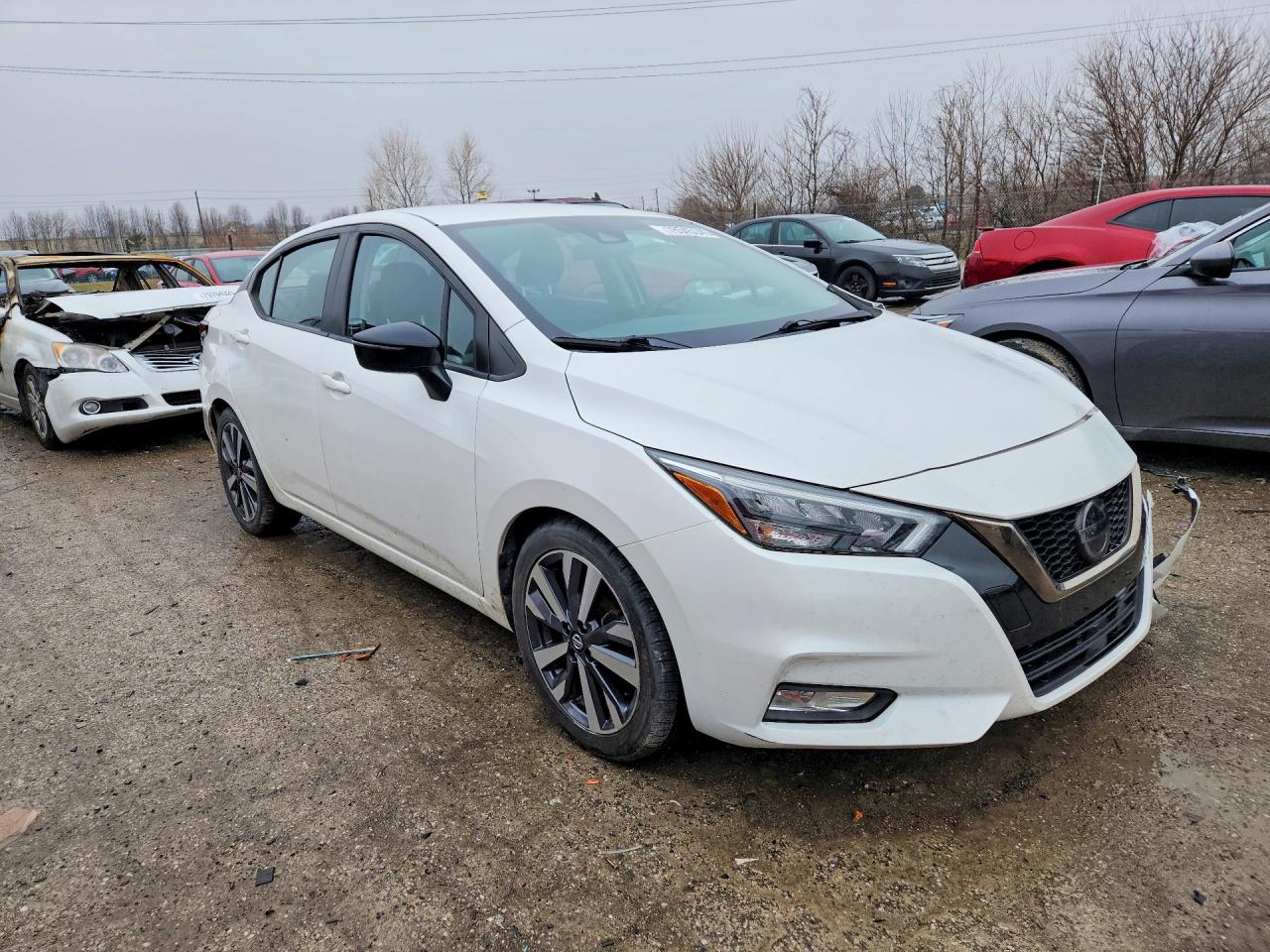 2020 NISSAN VERSA SR photo 10