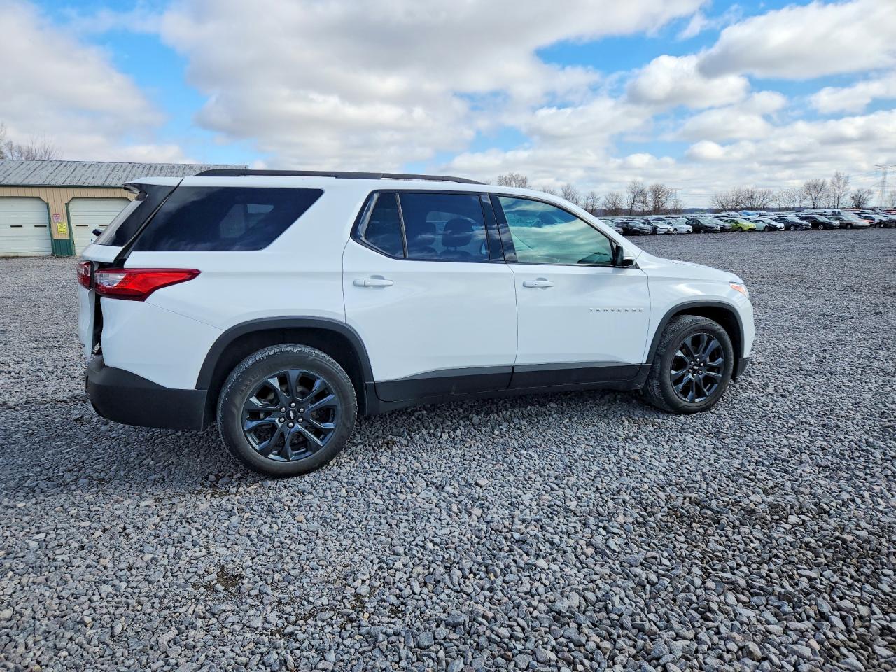 2020 CHEVROLET TRAVERSE RS photo 3