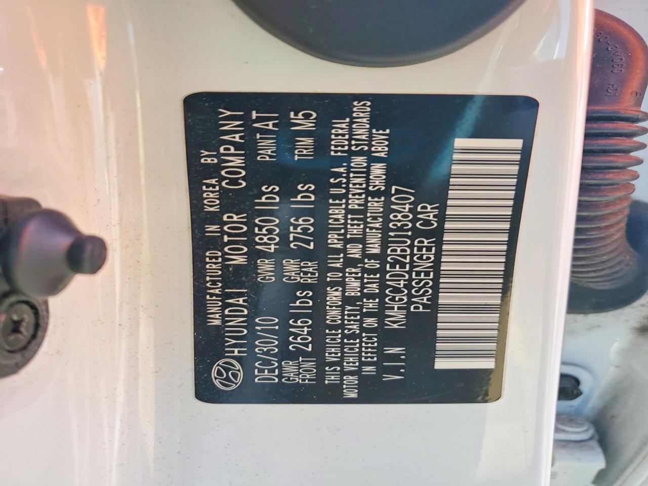 2011 HYUNDAI GENESIS 3.8L V6 photo 12