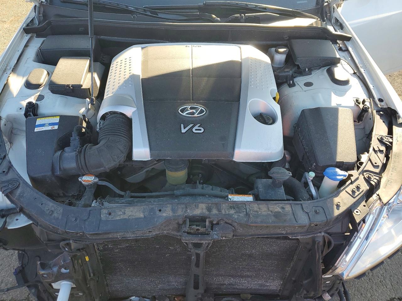 2011 HYUNDAI GENESIS 3.8L V6 photo 11