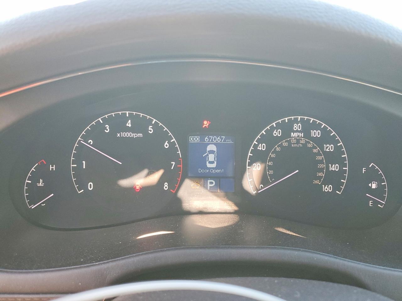 2011 HYUNDAI GENESIS 3.8L V6 photo 9