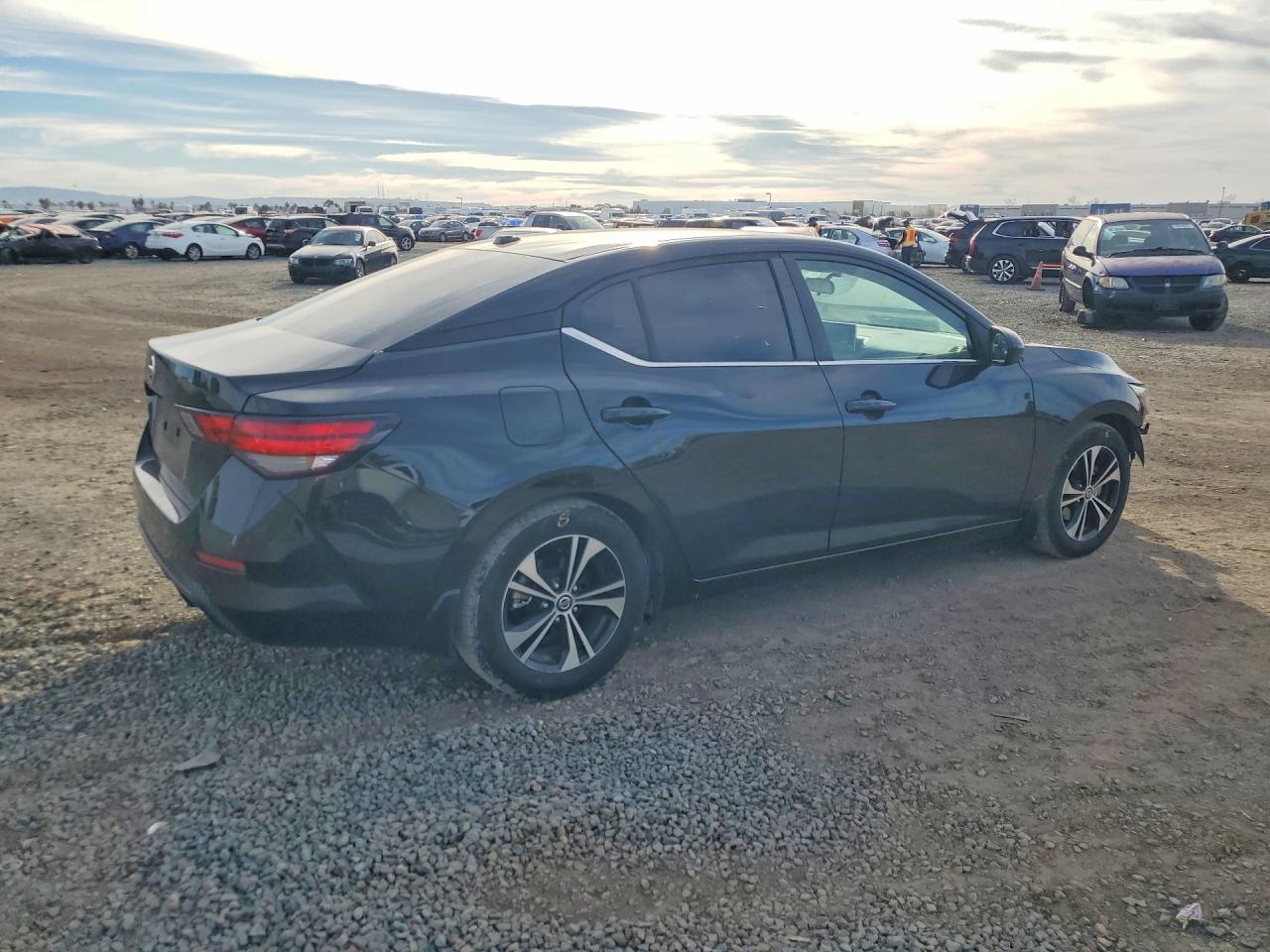 2022 NISSAN SENTRA SV photo 5