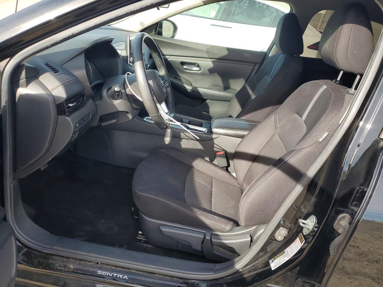 2022 NISSAN SENTRA SV photo 13