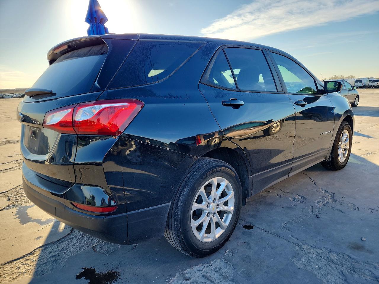 2020 CHEVROLET EQUINOX LS photo 3