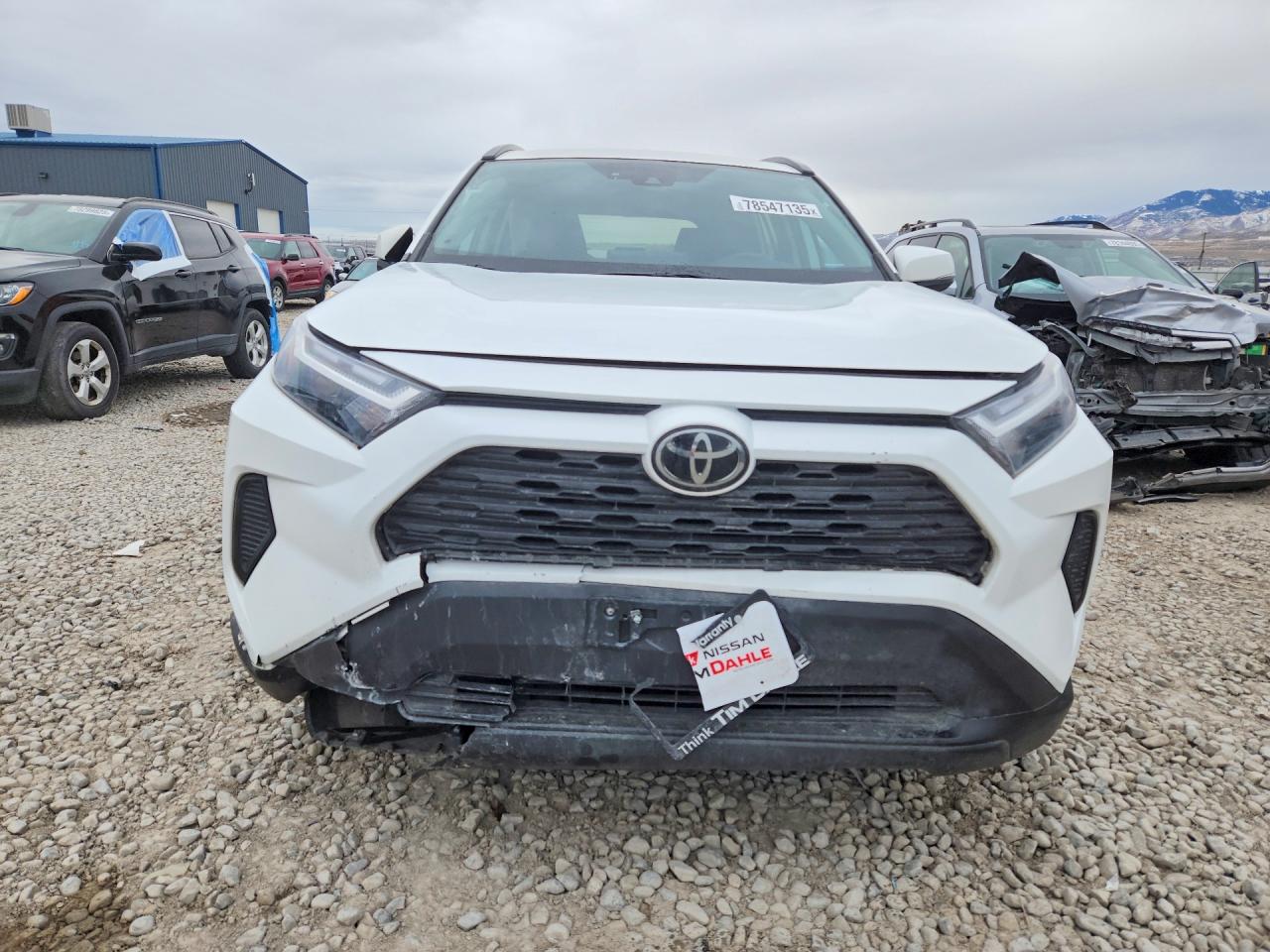 2024 TOYOTA RAV4 XLE photo 5