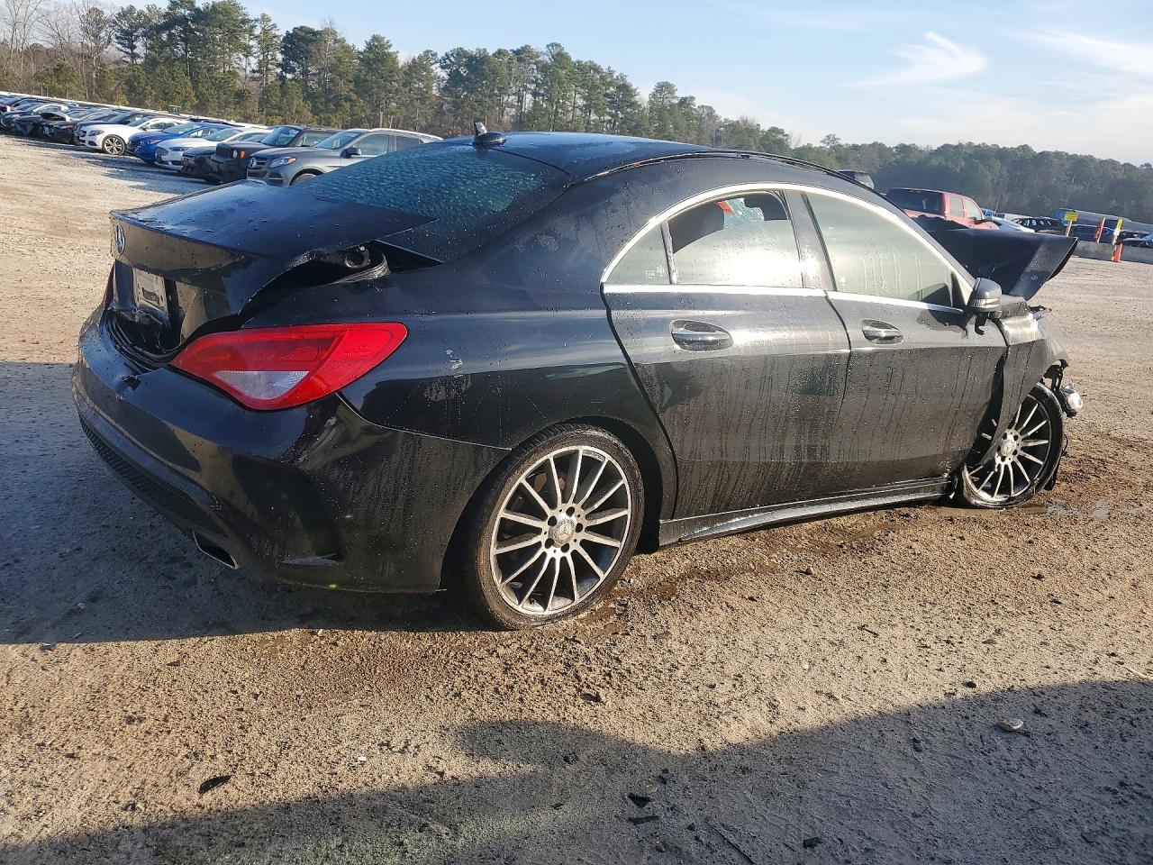2016 MERCEDES-BENZ CLA 250 photo 5