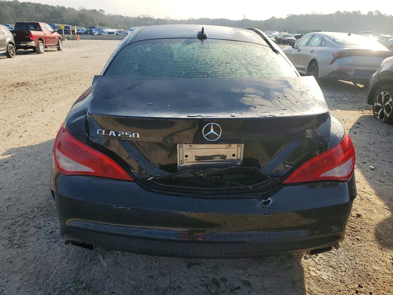 2016 MERCEDES-BENZ CLA 250 photo 11