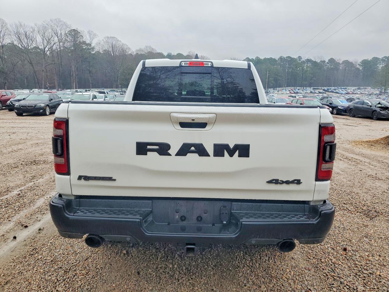 2019 RAM 1500 REBEL photo 6
