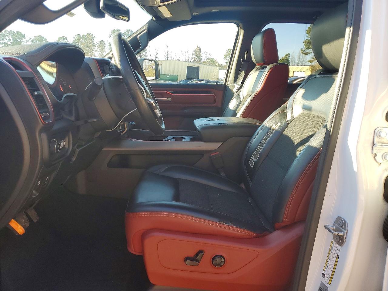 2019 RAM 1500 REBEL photo 7