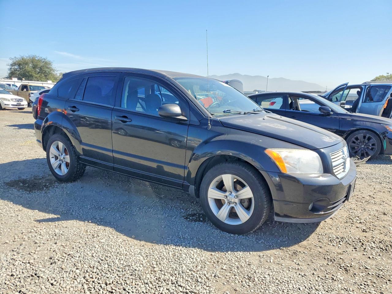 2011 DODGE CALIBER MAINSTREET photo 4