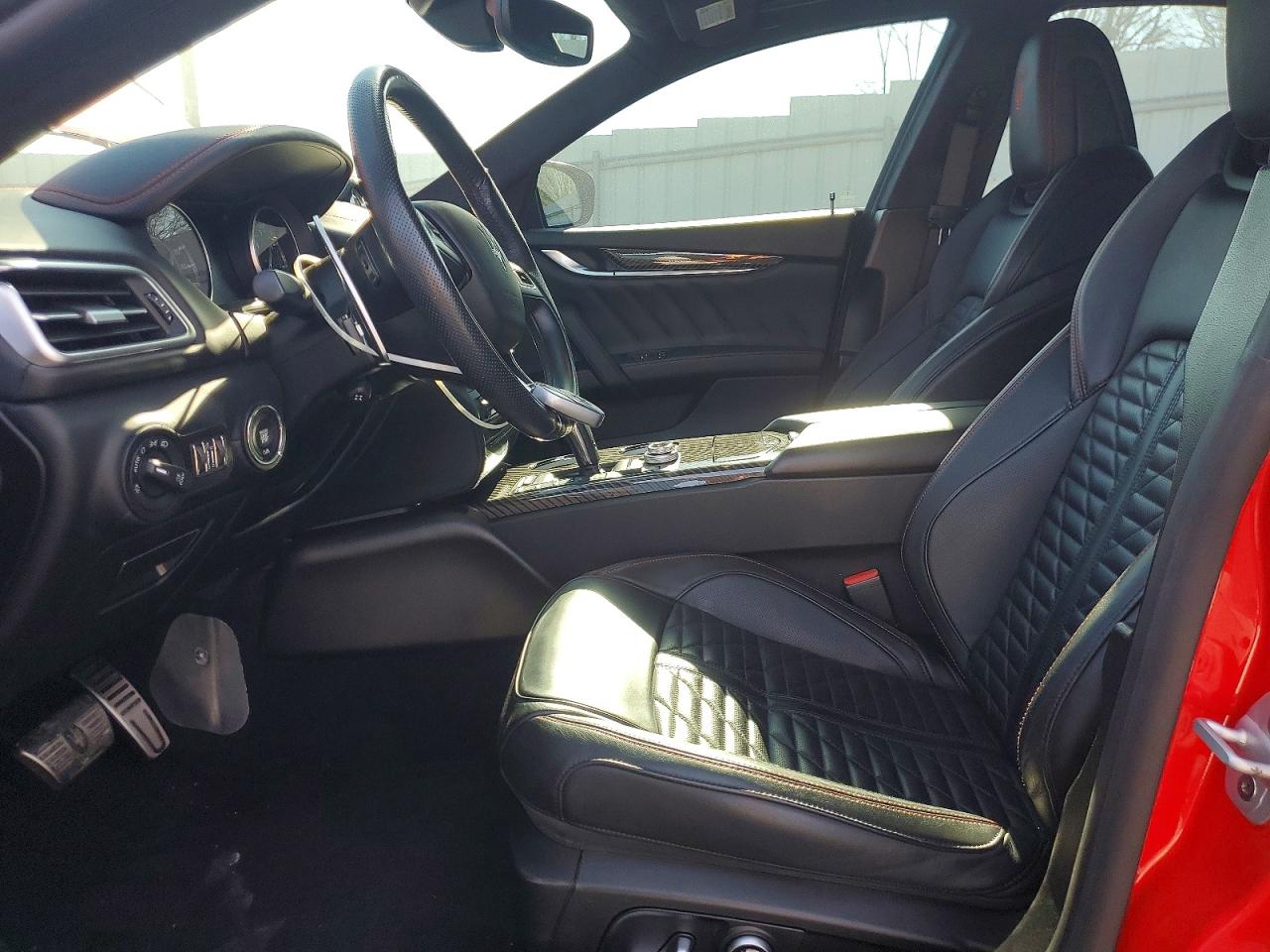 2022 MASERATI GHIBLI MC EDITION photo 19