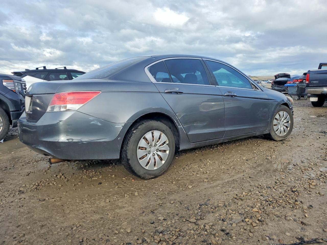 2009 HONDA ACCORD LX photo 7