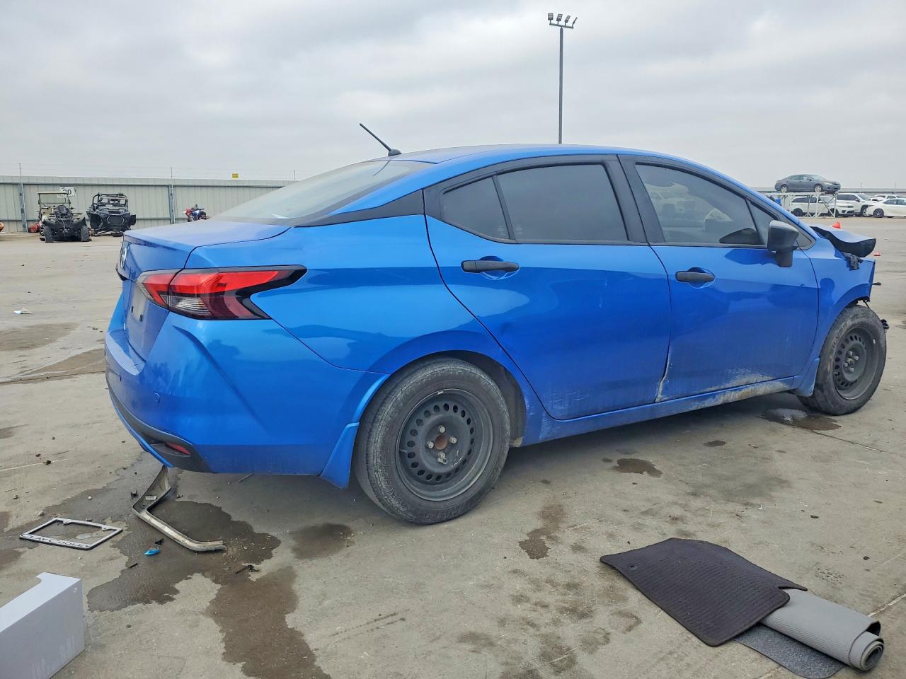 2021 NISSAN VERSA S photo 5