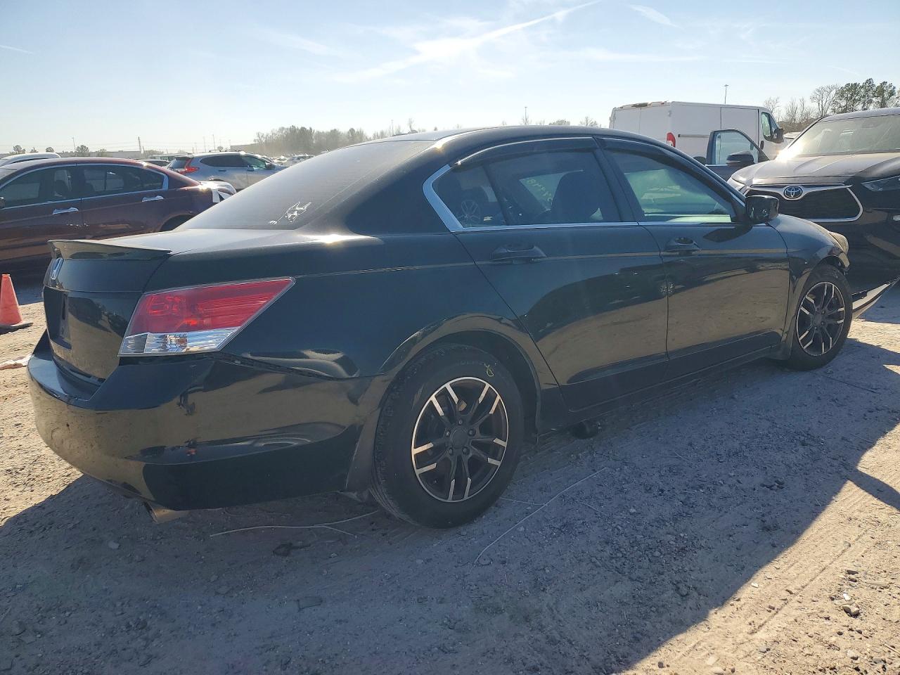 2010 HONDA ACCORD LXP photo 3