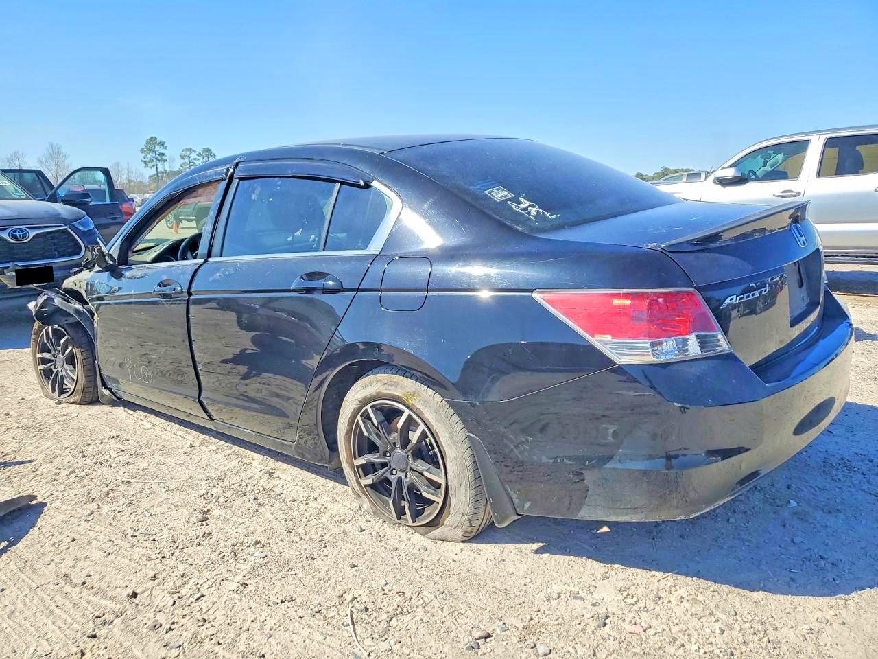 2010 HONDA ACCORD LXP photo 2