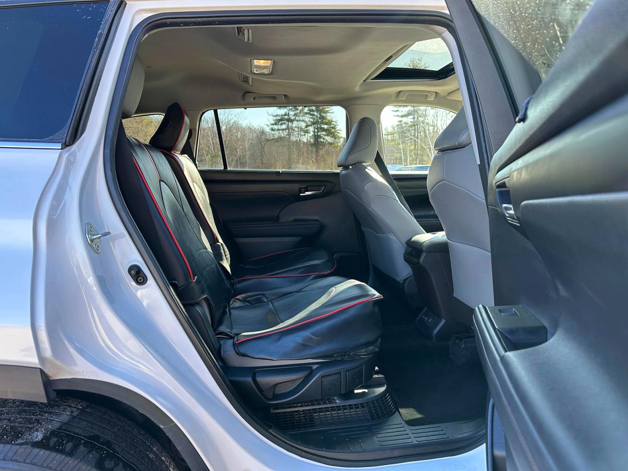 2023 TOYOTA HIGHLANDER HYBRID BRONZE EDITION photo 7