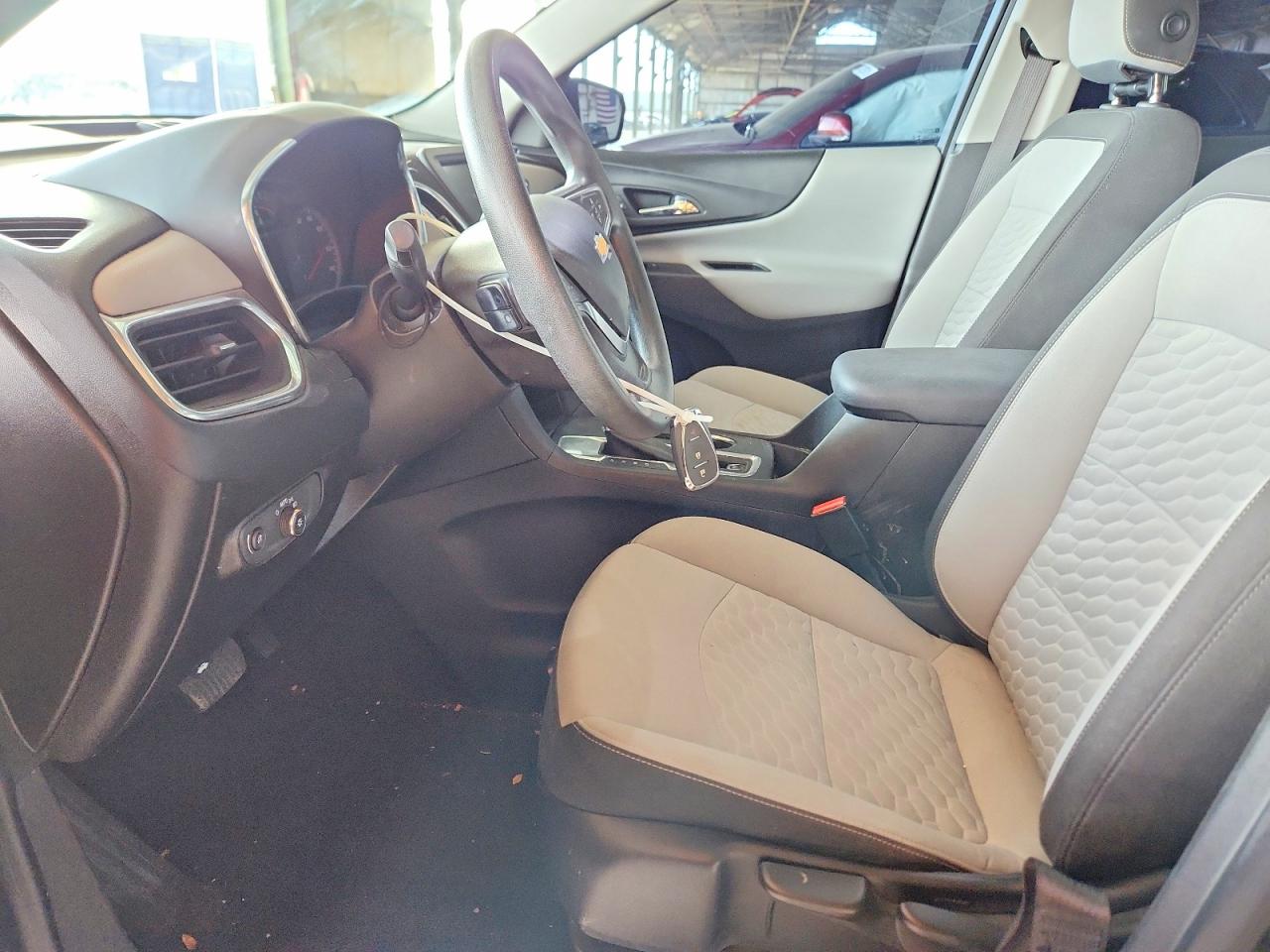 2018 CHEVROLET EQUINOX LS photo 13