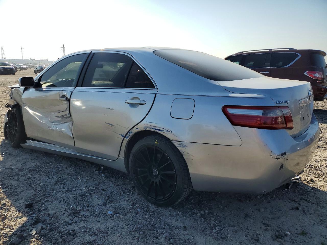 2009 TOYOTA CAMRY photo 2