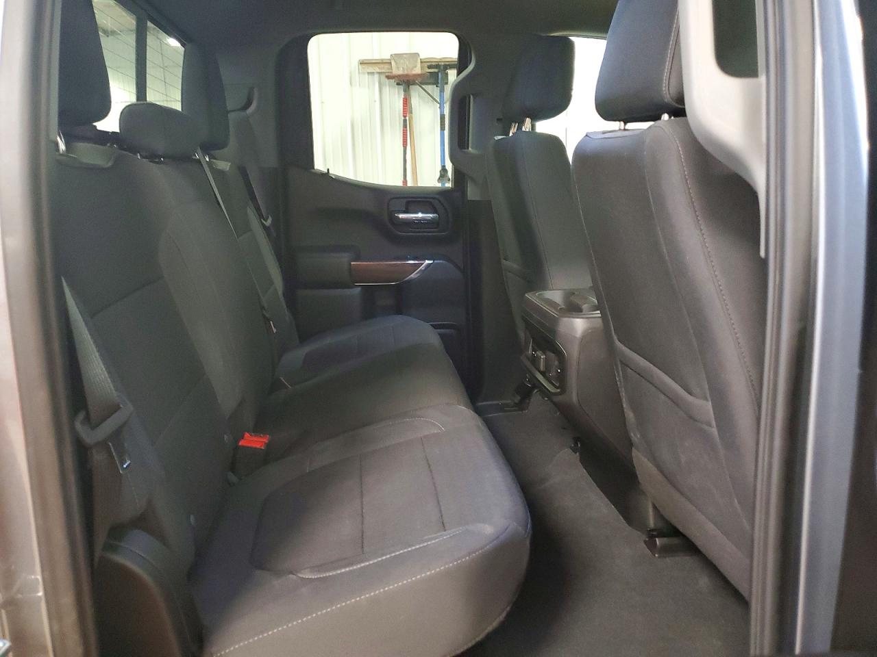 2020 CHEVROLET SILVERADO K1500 RST photo 19