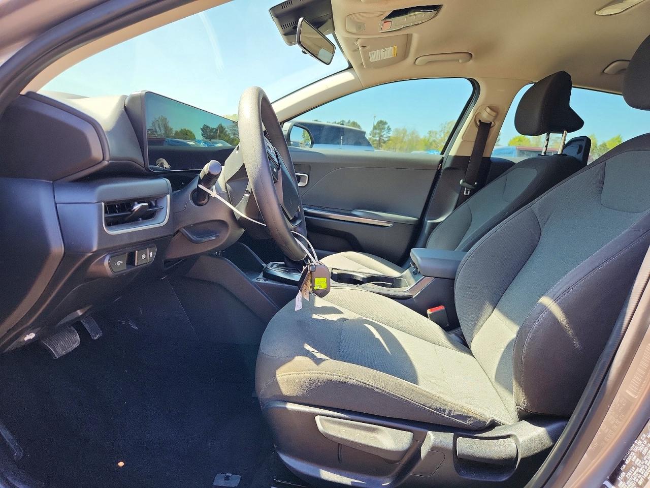 2025 KIA K4 LXS photo 13