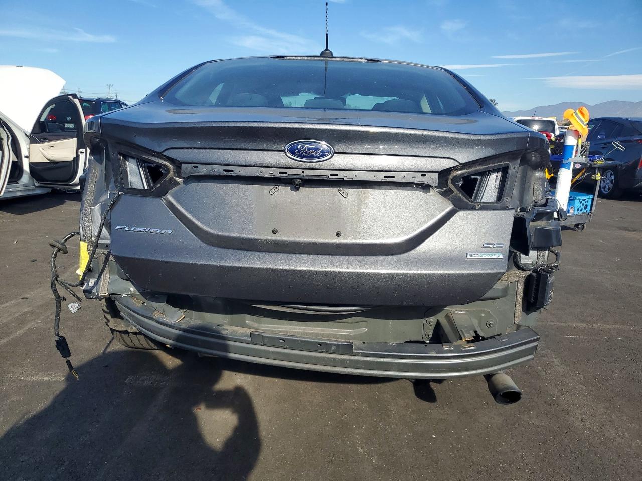 2017 FORD FUSION SE photo 11