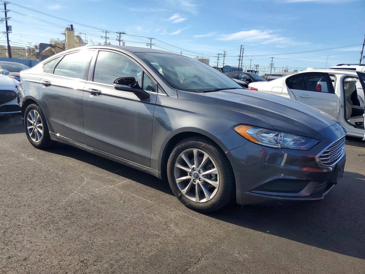 2017 FORD FUSION SE photo 7