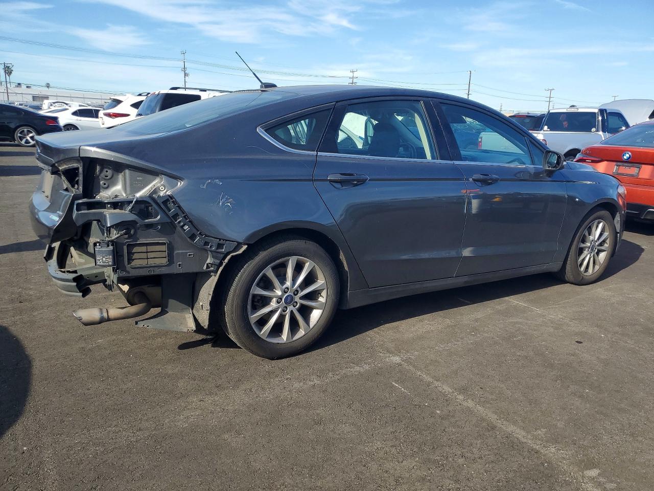 2017 FORD FUSION SE photo 5
