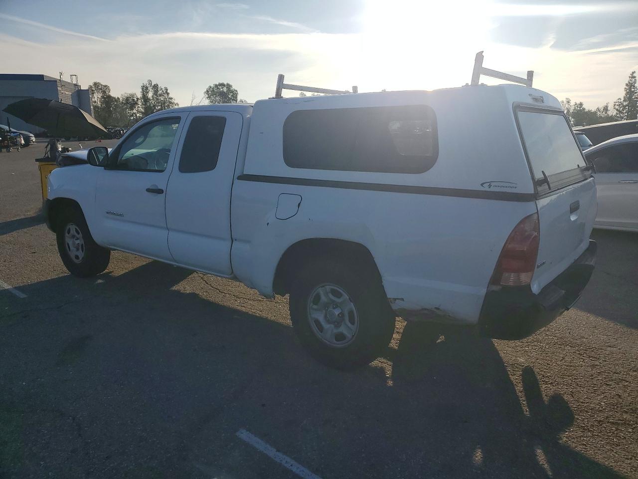 2005 TOYOTA TACOMA ACCESS CAB photo 2