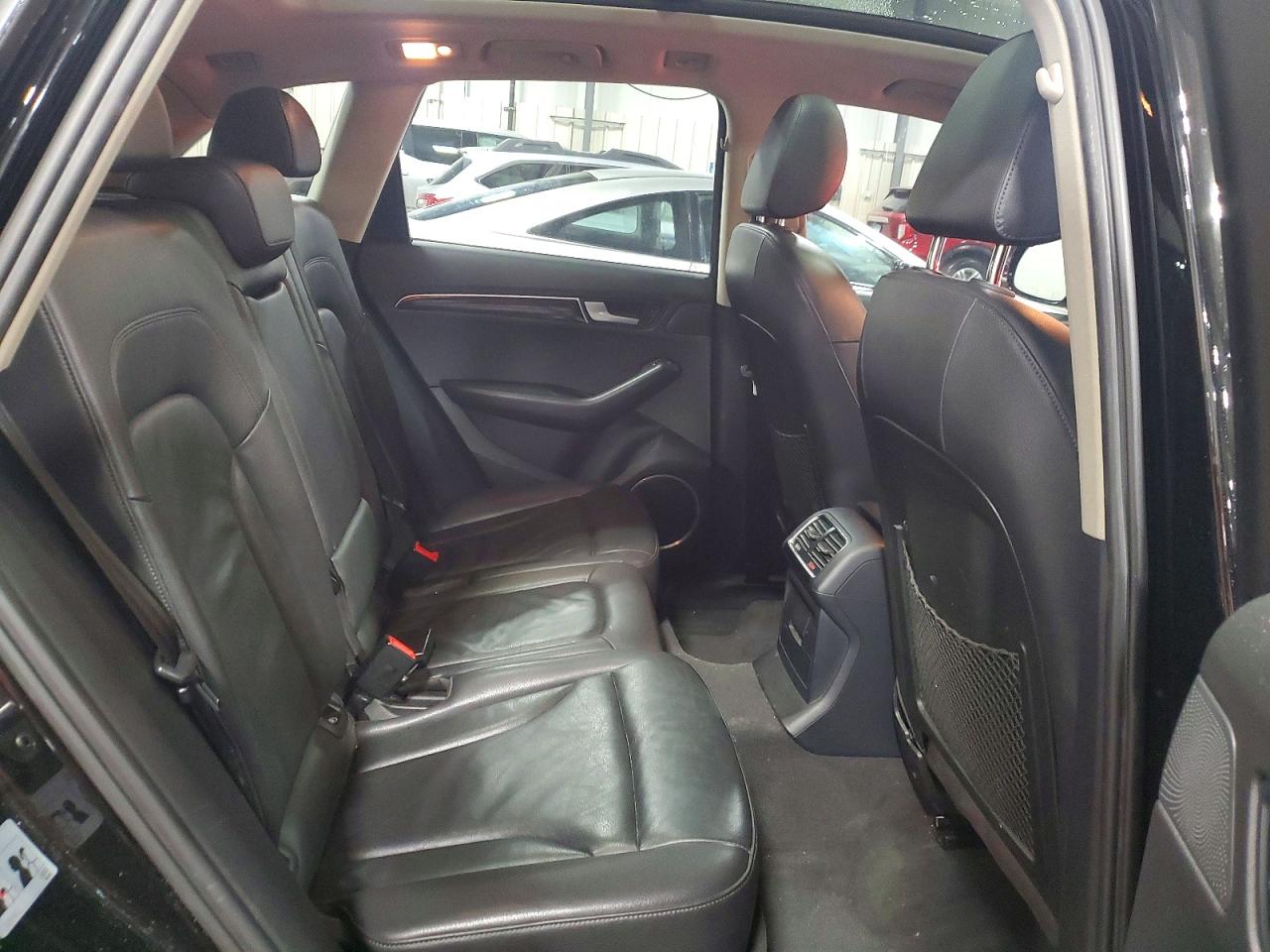 2011 AUDI Q5 PREMIUM PLUS photo 11