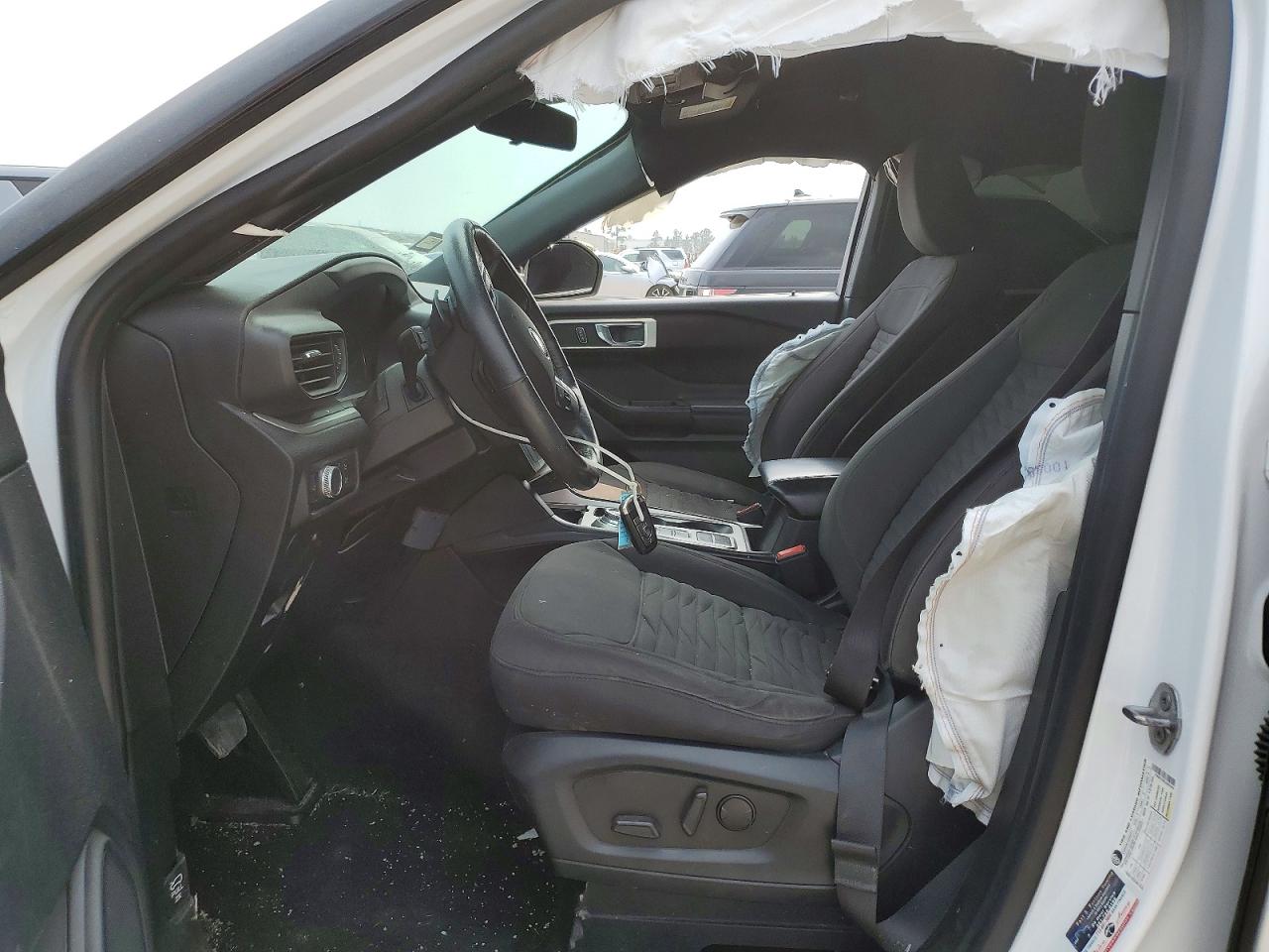 2020 FORD EXPLORER XLT photo 7