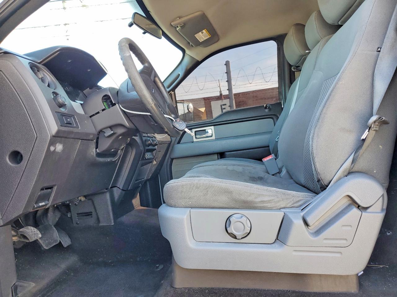 2011 FORD F150 photo 7