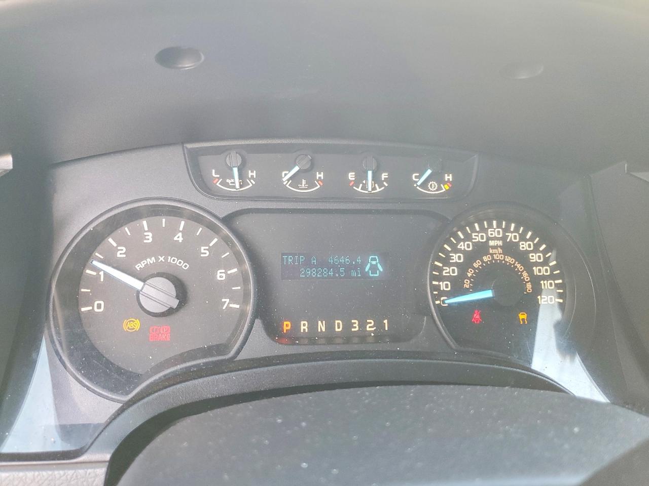 2011 FORD F150 photo 9
