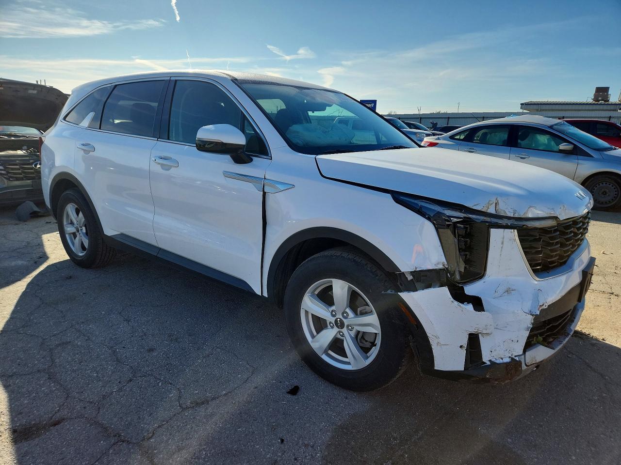 2024 KIA SORENTO LX photo 7