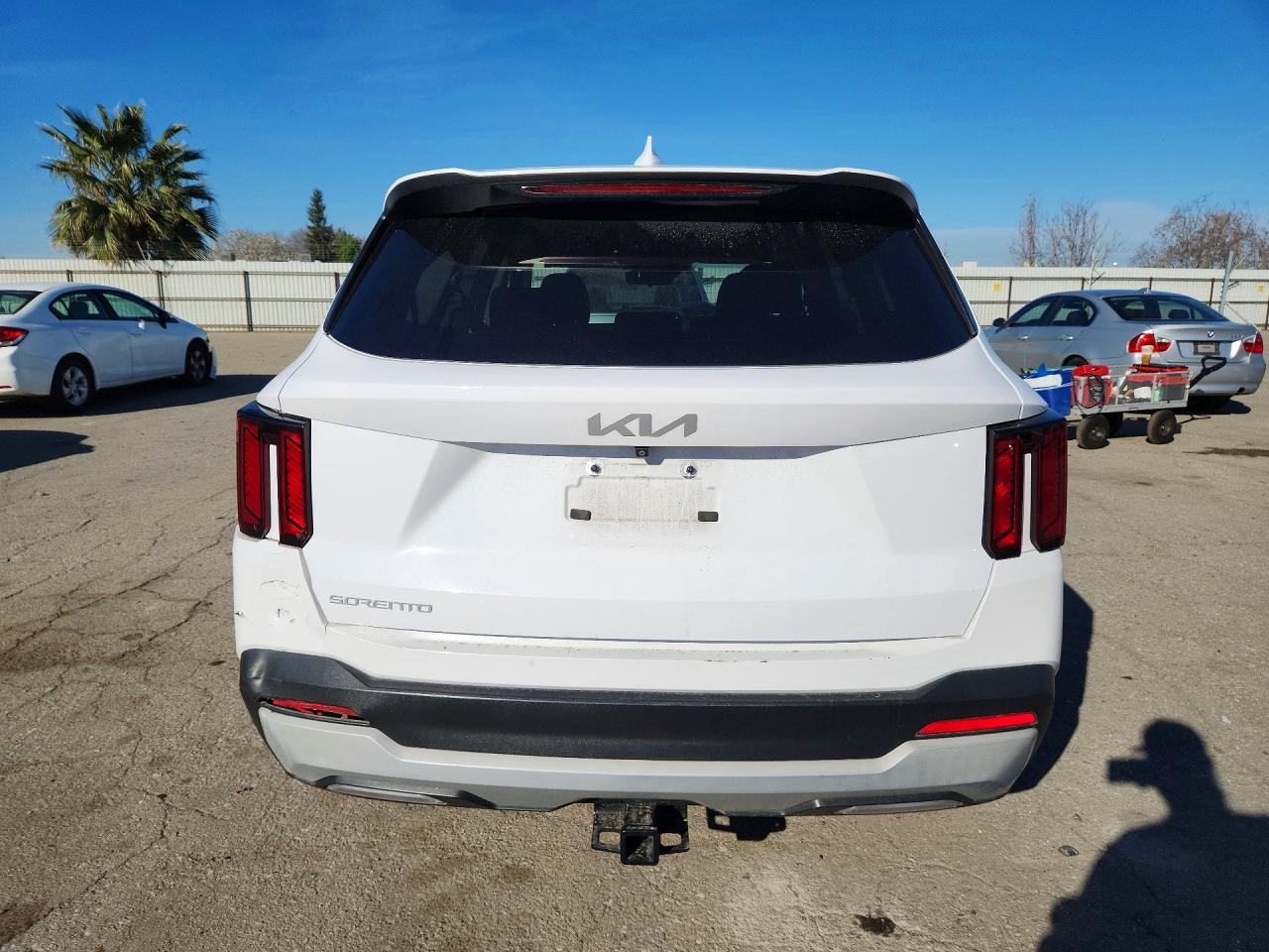 2024 KIA SORENTO LX photo 11