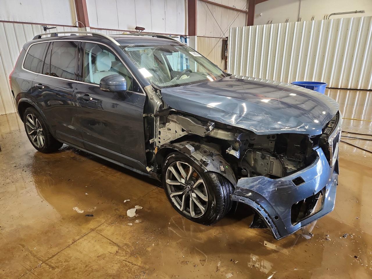 2019 VOLVO XC90 T6 MOMENTUM photo 4