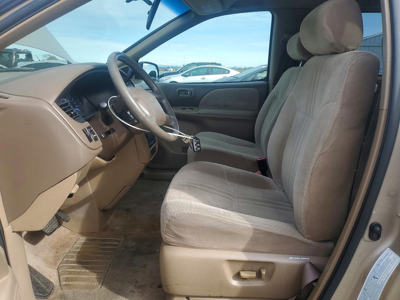 2003 TOYOTA SIENNA LE photo 13