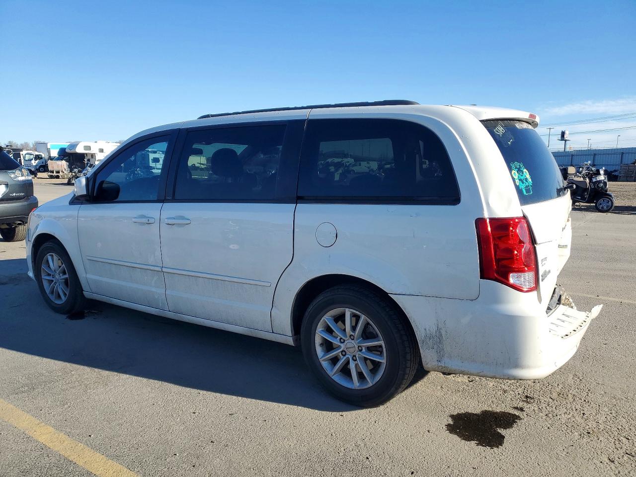 2013 DODGE GRAND CARAVAN SXT photo 2