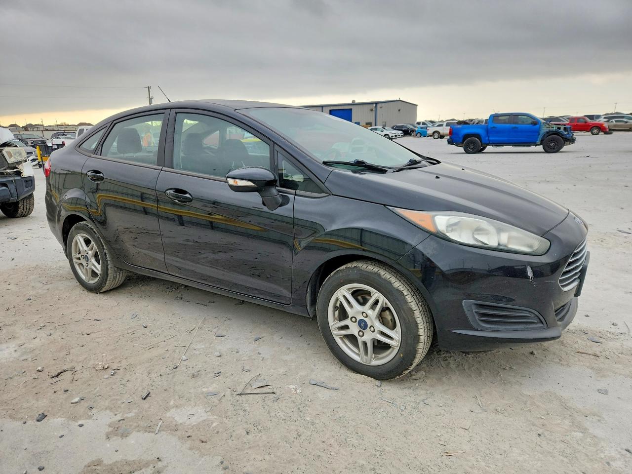 2019 FORD FIESTA SE photo 7
