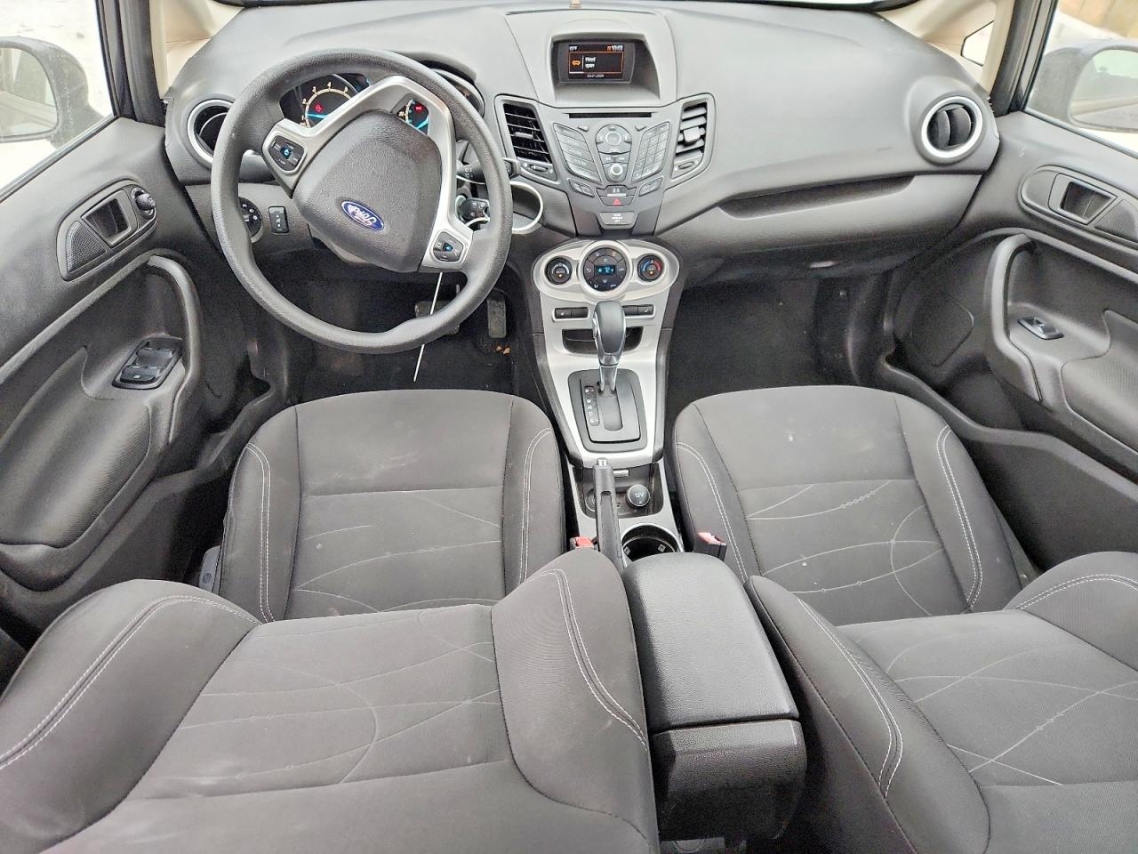 2019 FORD FIESTA SE photo 15