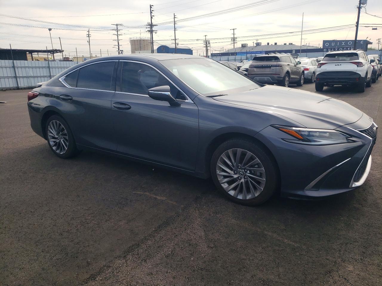2024 LEXUS ES 300H BASE photo 7